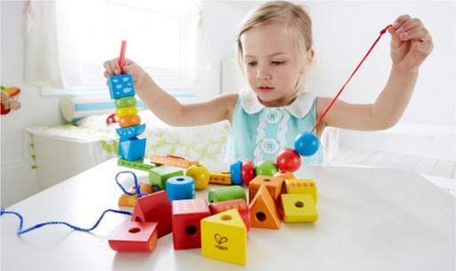 Những Bài Tập Kỹ Năng Sống Cho Trẻ 2-3 Tuổi Theo Phương Pháp Montessori - TRƯỜNG MẦM NON BÚP MĂNG NON