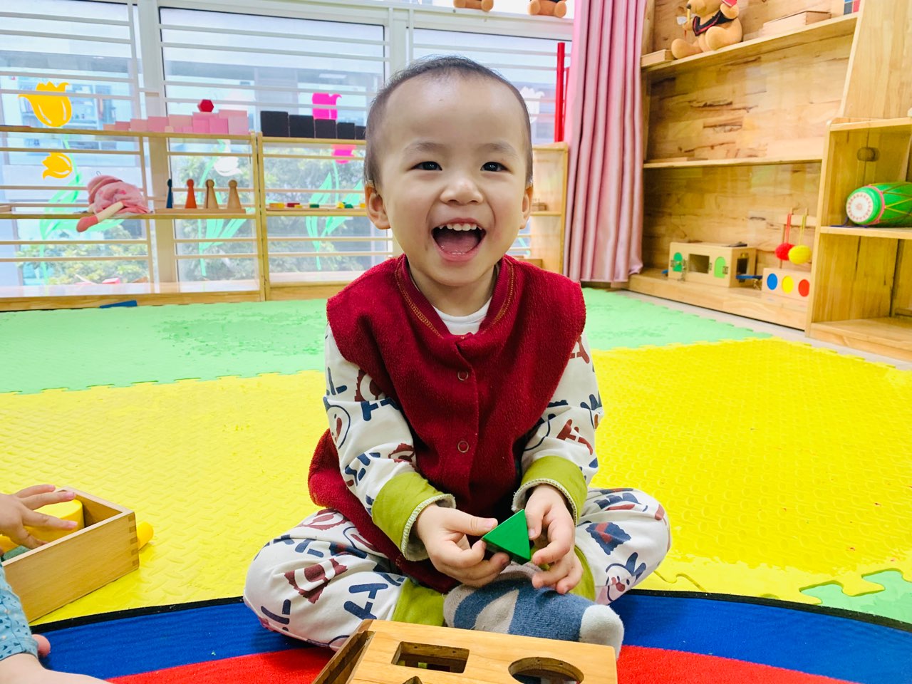 Giờ hoạt động Montessori - TRƯỜNG MẦM NON BÚP MĂNG NON